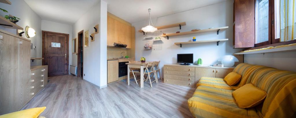 Telewizja i/lub zestaw kina domowego w obiekcie Condominio Escargot