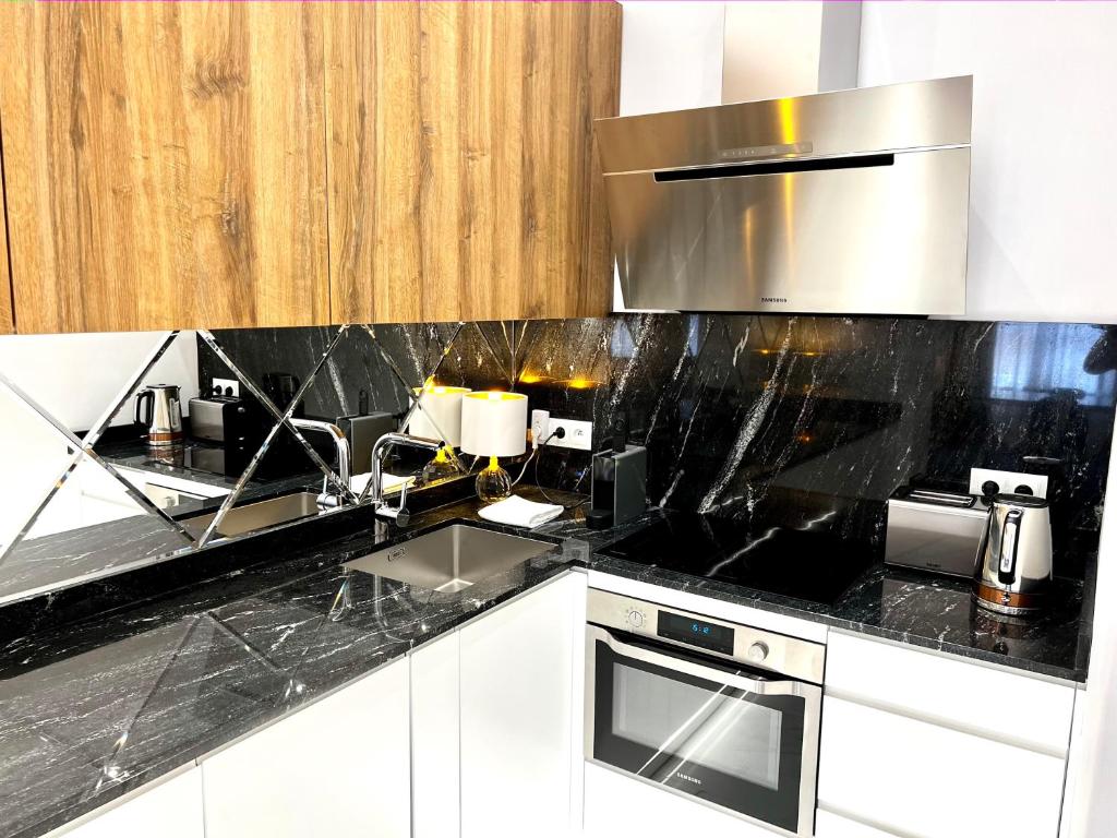 Luxury Apartments MONDRIAN Market Square III - Resim 17