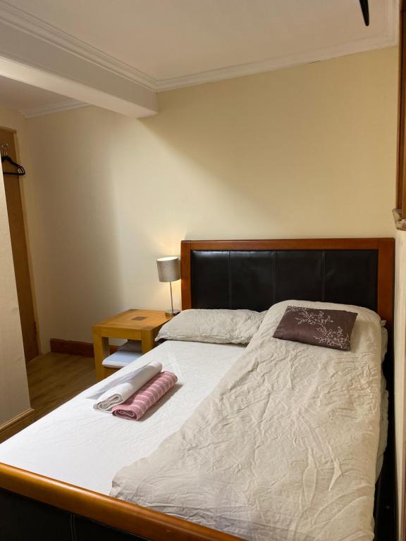 Postel nebo postele na pokoji v ubytování EdinB&B