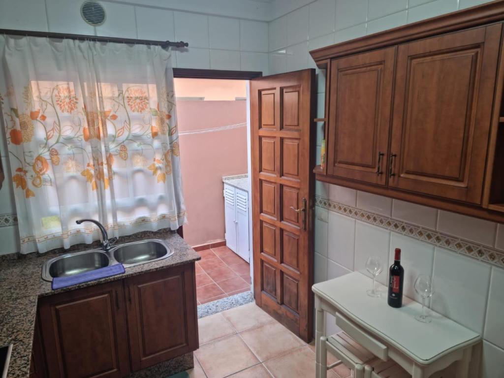 Kuchyň nebo kuchyňský kout v ubytování VV Tu Lugar en La Palma