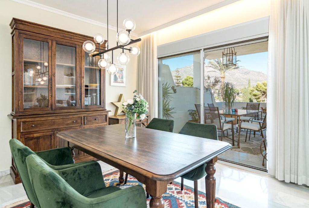 Fotografia z galérie ubytovania Spectacular 3 bedroom apartment in Marbella with views of La Concha v Marbelli