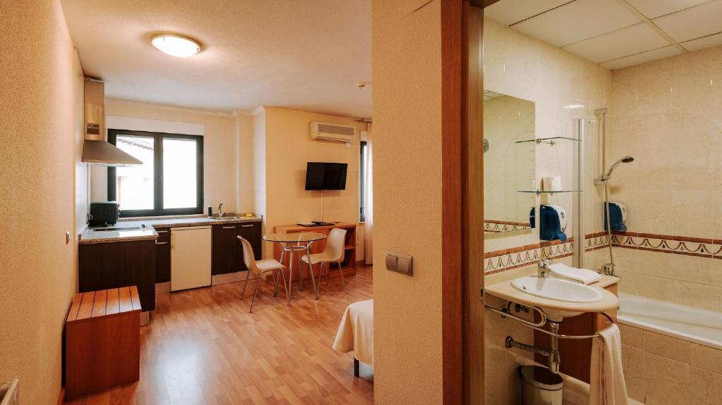 JCH Congreso Apartamentos - 14