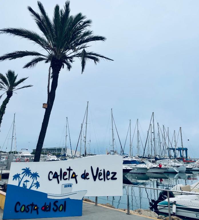 Fotografia z galérie ubytovania Stay Inn Caleta de Vélez v destinácii Caleta De Velez