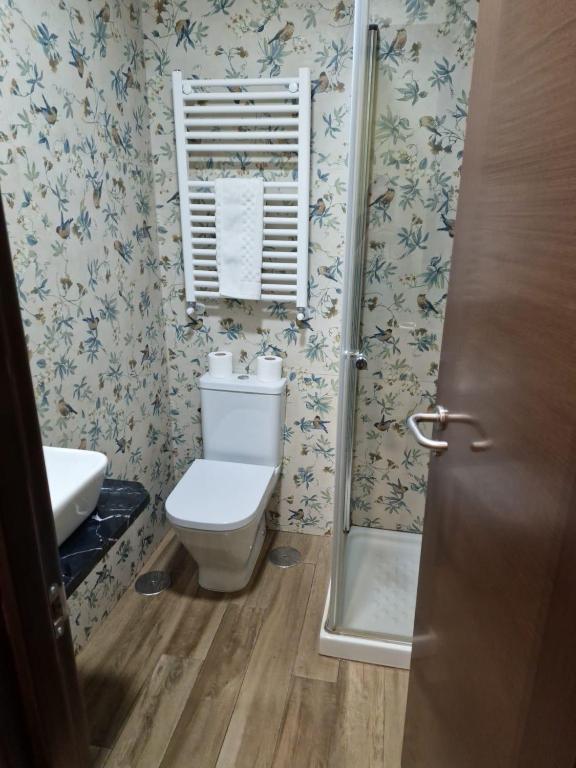 Un baño de Hostal Corazón de Madrid