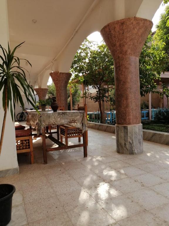 Rose Guest House - 2