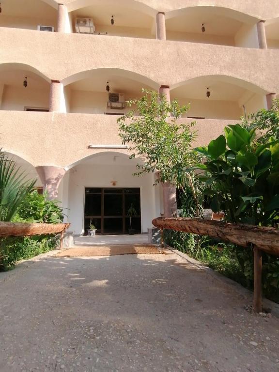 Rose Guest House - 10