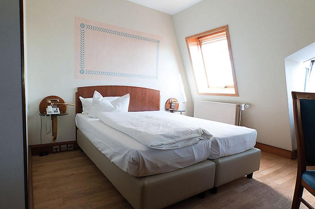 Hotel Am Blauen Wunder - Resim 14