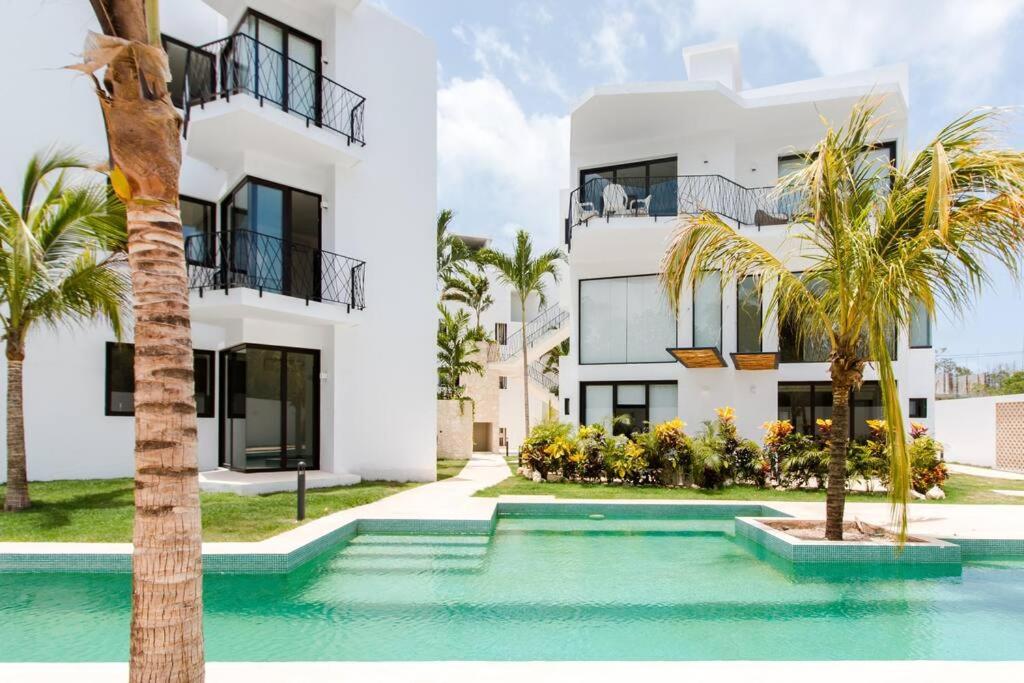 Neem 21 NILAY, Elegant Apartment 10 min from the Beach