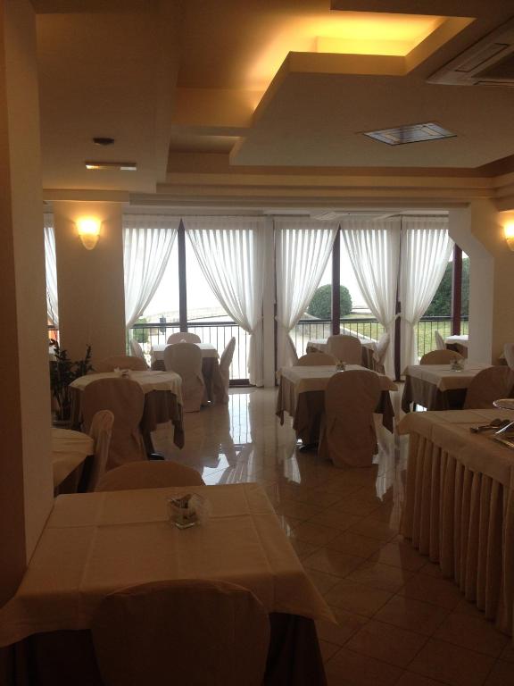 Restaurace v ubytování Hotel Cristallo