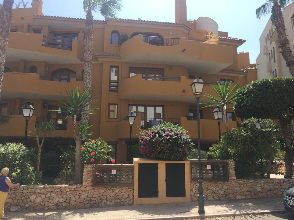 The building in which Az apartmant is located