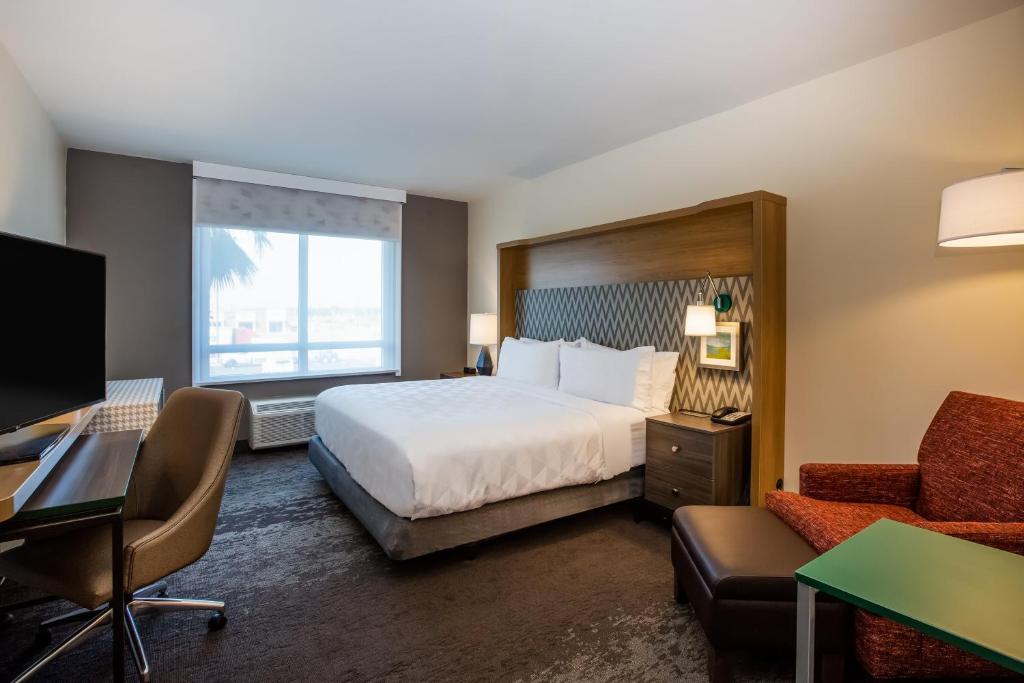 Holiday Inn - Gulfport-Airport, an IHG Hotel - King Room - Entendre Accessible - Douche Rouleau