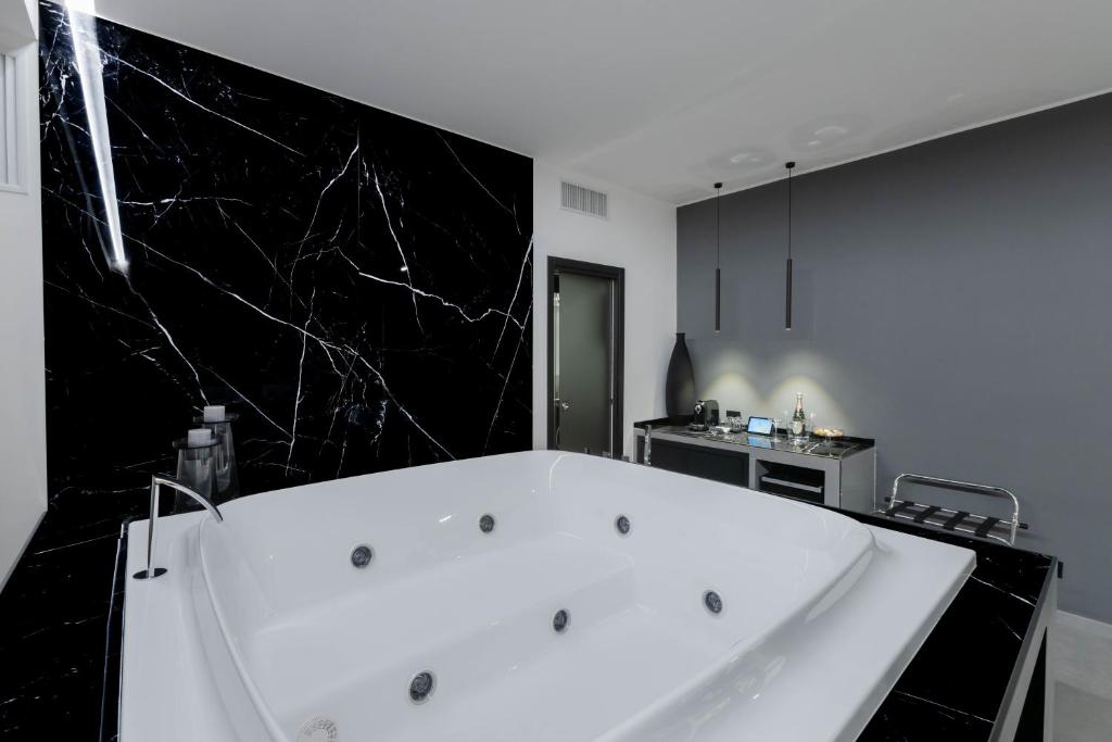 Suite Palermo Apartment - 9