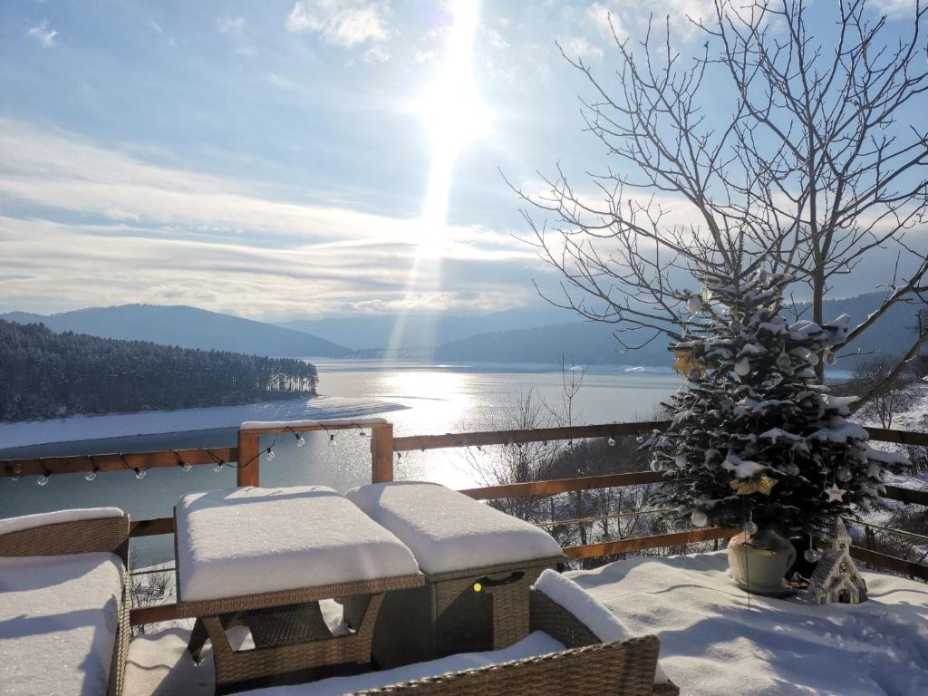 Moon Lake Bicaz - Casa Imero