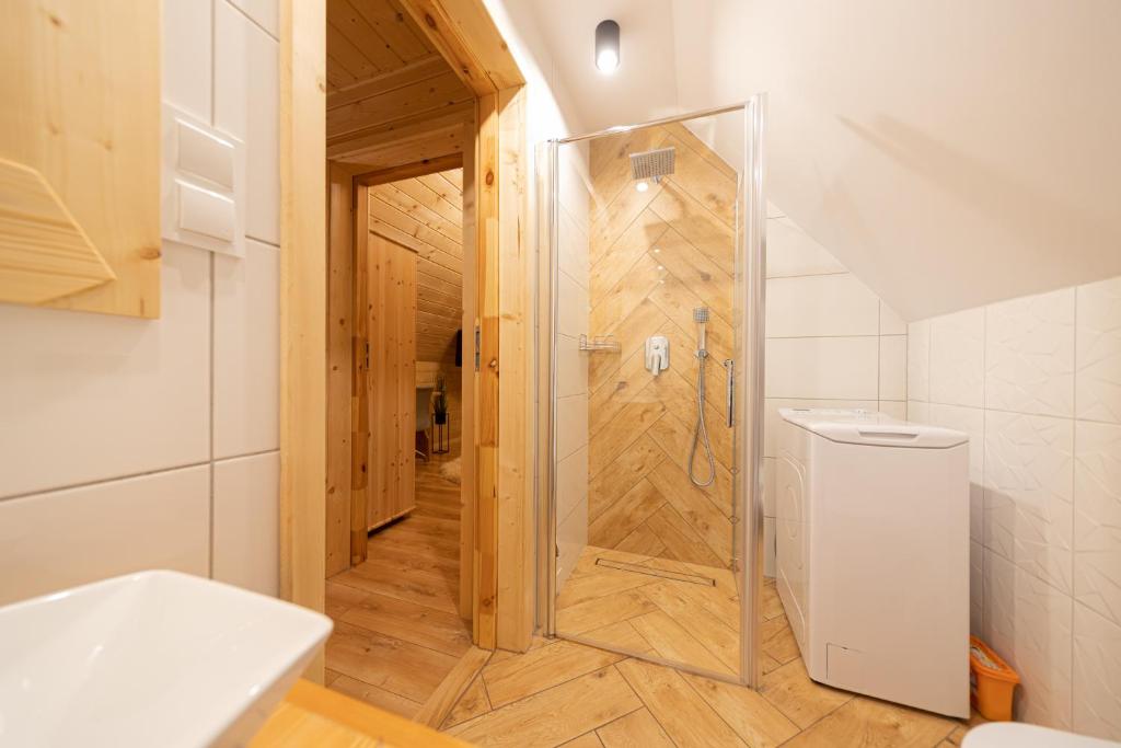 Kúpeľňa v ubytovaní Domek Zakopiański Czar 2