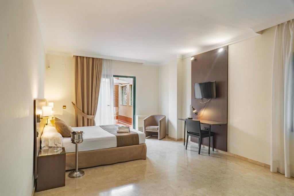 Postel nebo postele na pokoji v ubytování Mainake Costa del Sol