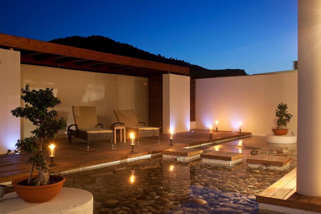 Posezení v ubytování Lindos Bay Hotel