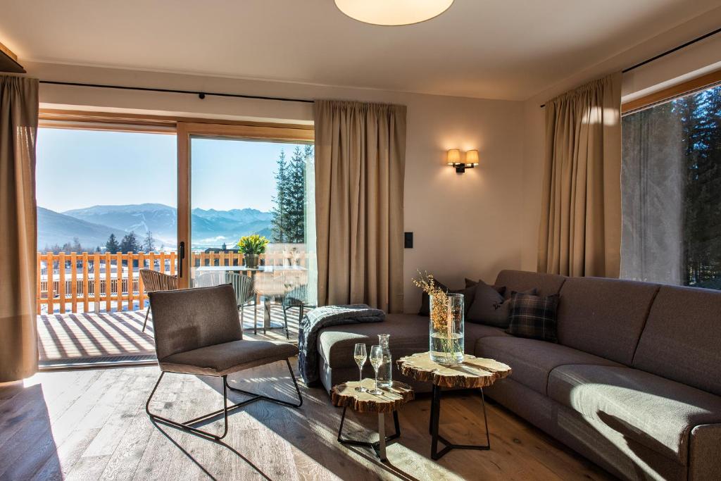 Posezení v ubytování Lerchpeuntgut Almchalets