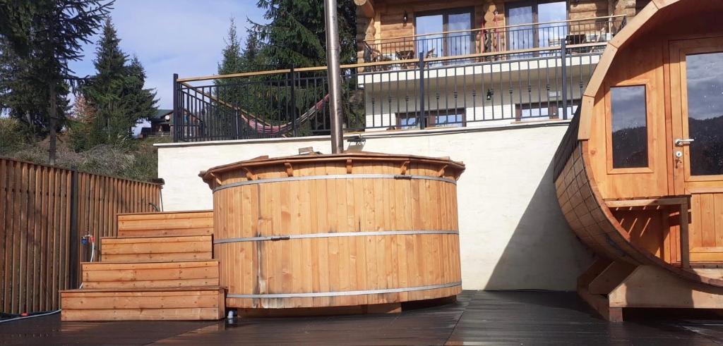 Balkón nebo terasa v ubytování Chalet du Lac