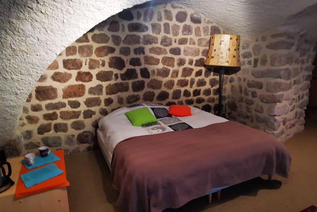 Posteľ alebo postele v izbe v ubytovaní MARCOL' ANGE DEMEURE EN ARDECHE
