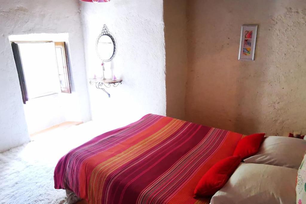 Posteľ alebo postele v izbe v ubytovaní MARCOL' ANGE DEMEURE EN ARDECHE