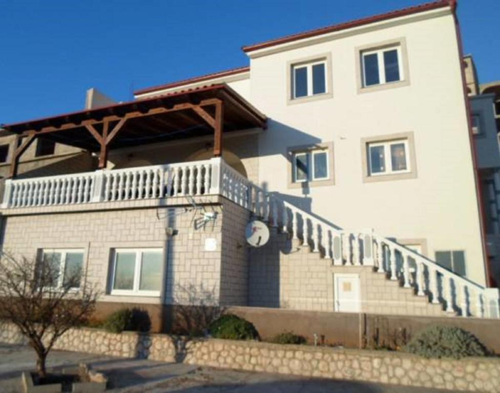 Budova, v ktorej sa penzión nachádza