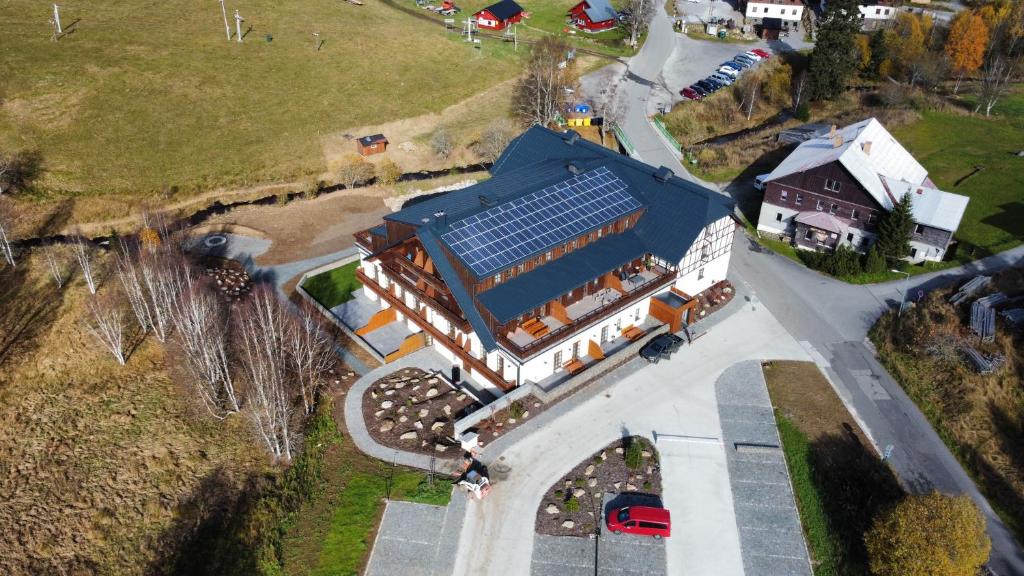 Letecký snímek ubytování Strunzova pila Kvilda apartmán 308
