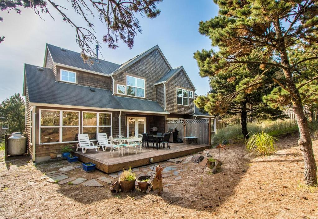 Islander, Pacific City Updated 2024 Prices