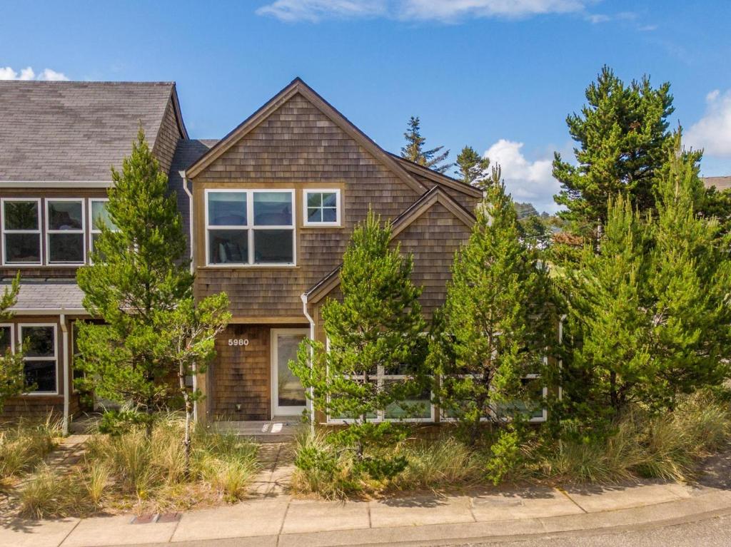 Vacation Home Pacific Paradise, Pacific City, OR