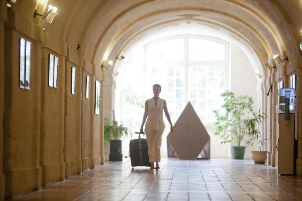 Membres du personnel de l&#39;&eacute;tablissement Les Chambres de l&#39;Abbaye