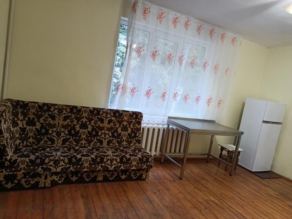 Kuchyň nebo kuchyňský kout v ubytování Krone Hostel