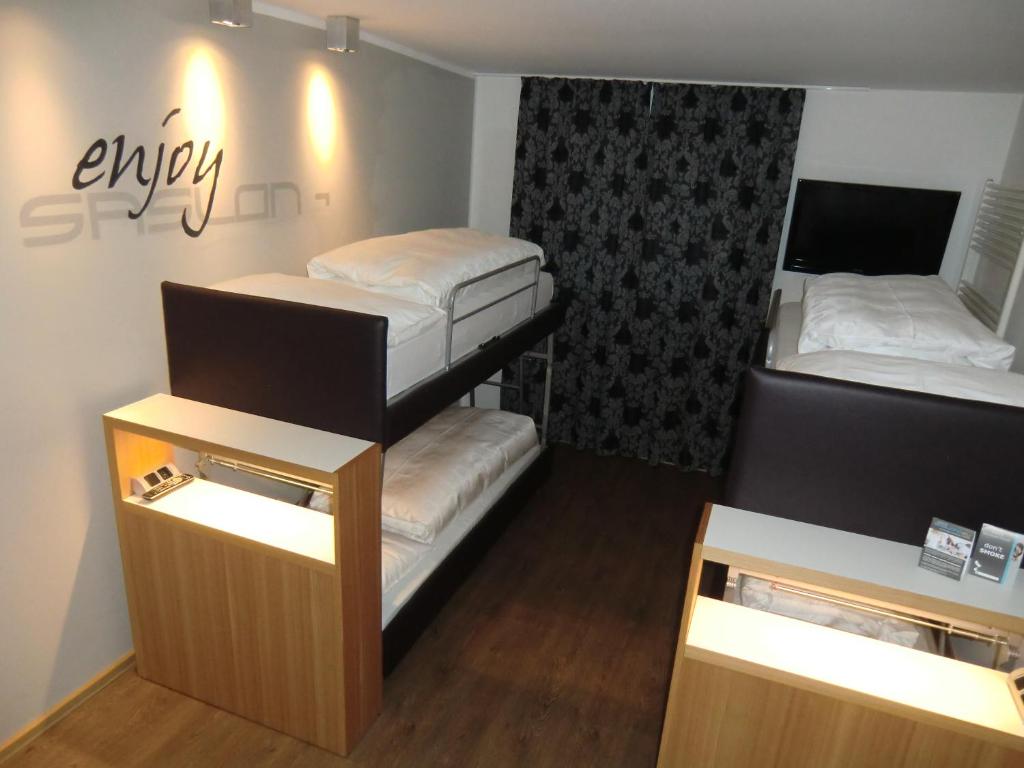Smart Hotel Saslong - Vierfachzimmer Mit Etagenbetten