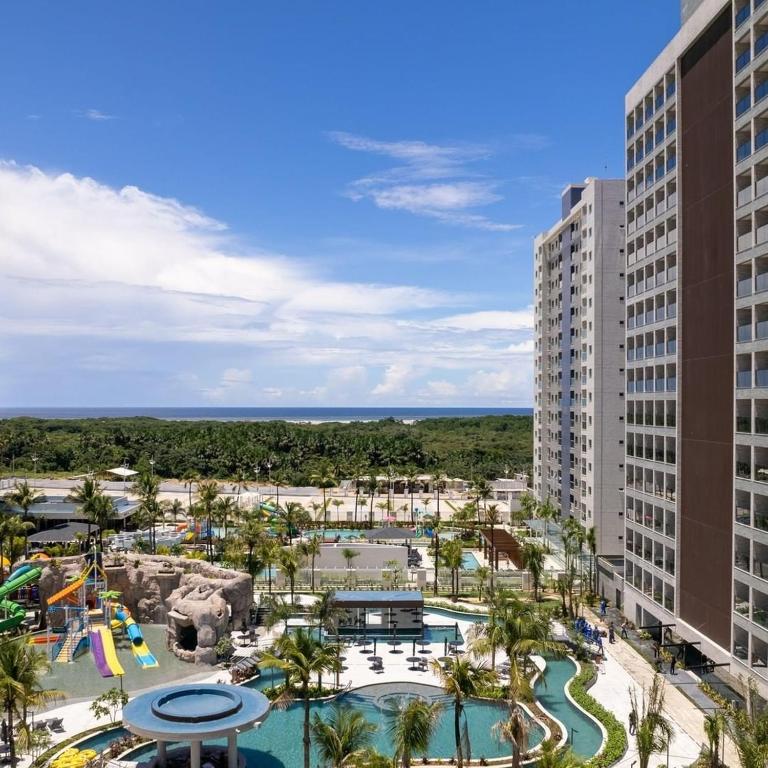 Bazén v ubytování Salinas Premium Resort nebo v jeho okolí