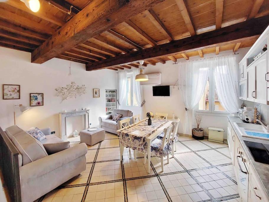Zdjęcie z galerii obiektu Casa Ornella Centro Storico Firenze we Florencji