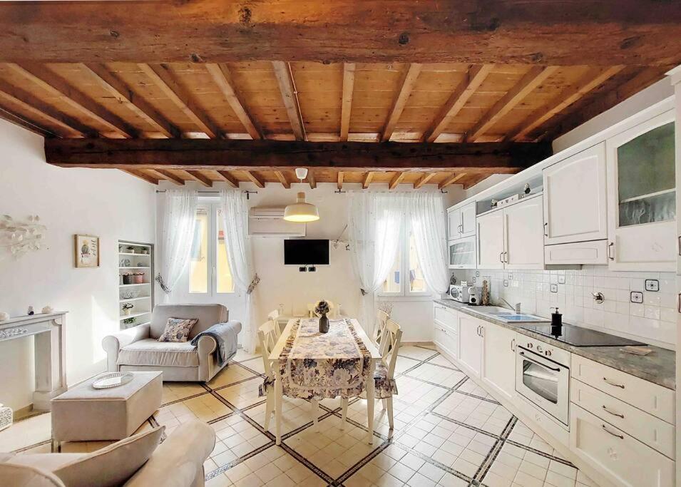 Zdjęcie z galerii obiektu Casa Ornella Centro Storico Firenze we Florencji