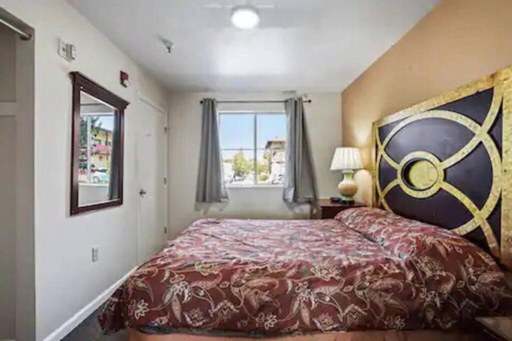 Mission Peak Lodge - Estudio Con Cama Grande