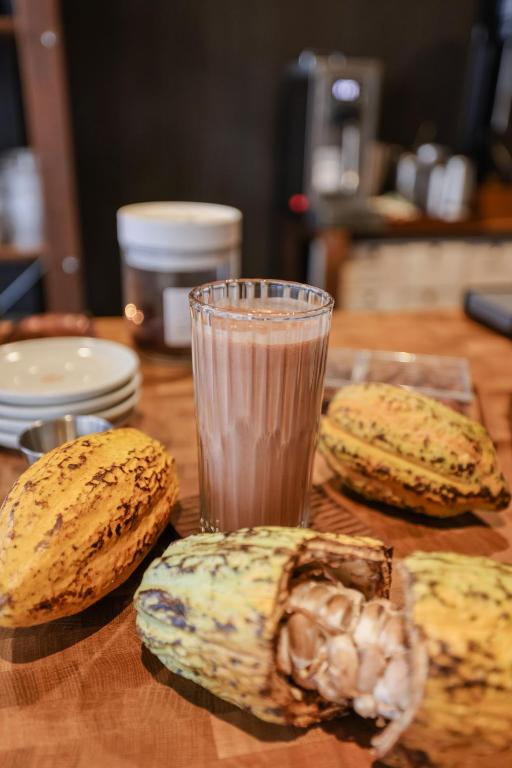 Seekers Finders Rama IV Hotel SureStay Collection by BW - Resim 27