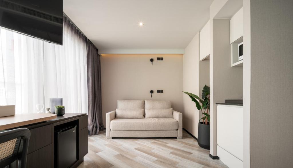 Seekers Finders Rama IV Hotel SureStay Collection by BW - Resim 41