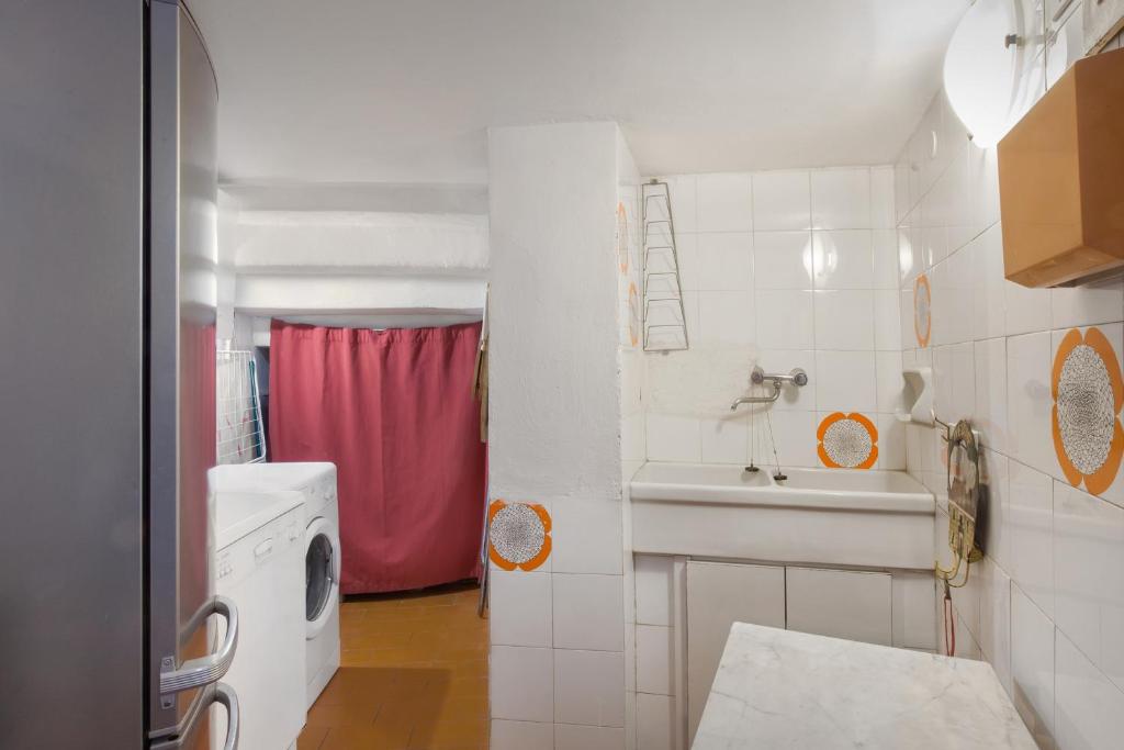 A bathroom at Villa Oleandra with Pool up to 12 People