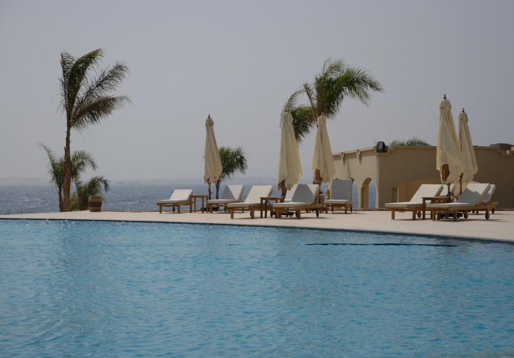 Piscine de l'établissement Cleopatra Luxury Resort Sharm El Sheikh ou située à proximité