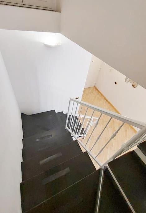 Zdjęcie z galerii obiektu Maison In Centro w mieście Neapol