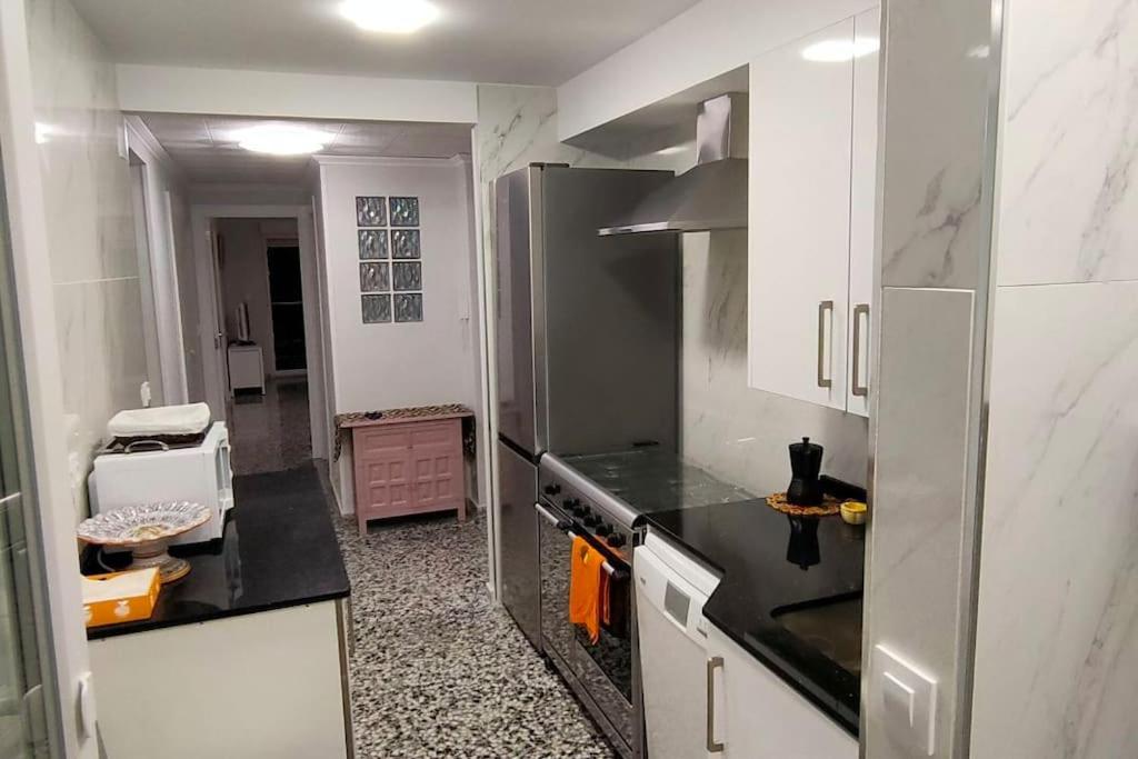 A kitchen or kitchenette at RELAX