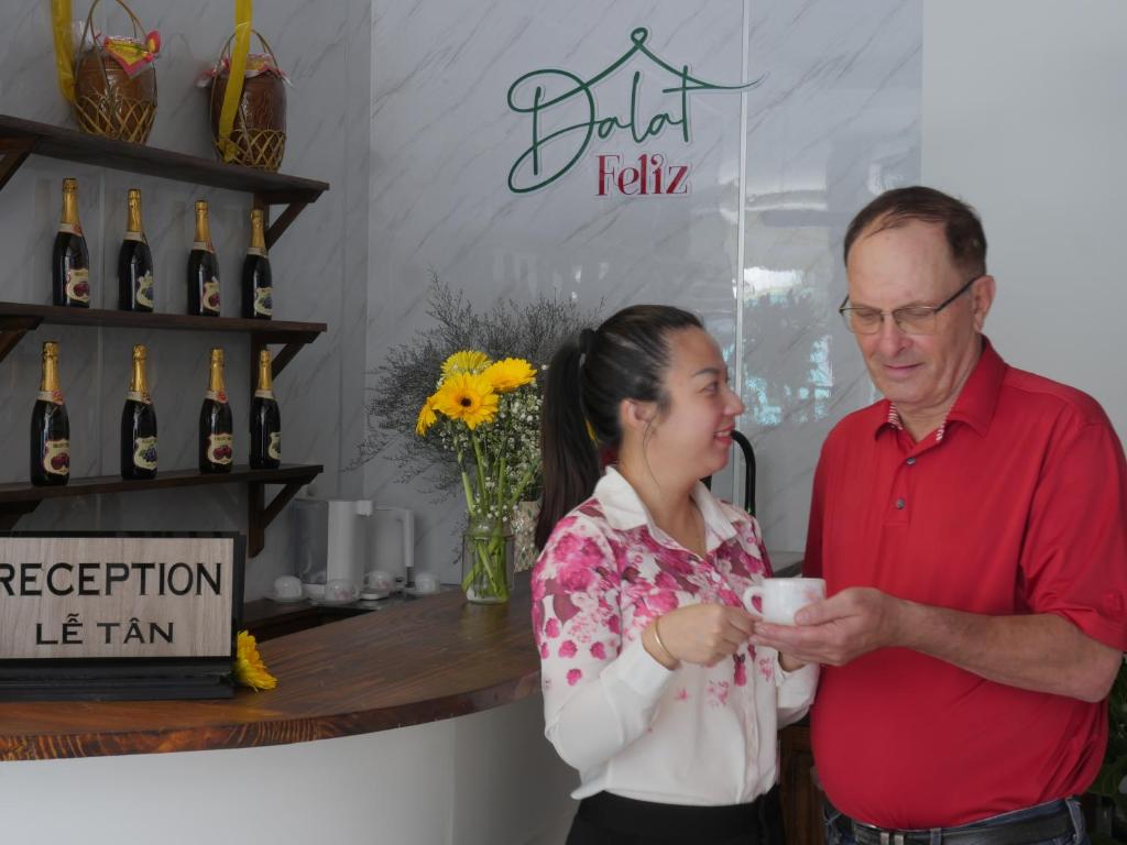 Khách lưu trú tại Feliz Dalat Homestay