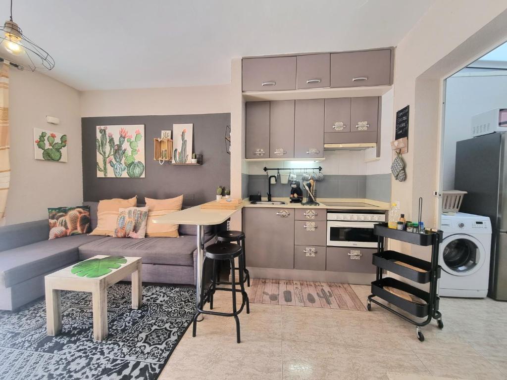 Zdjęcie z galerii obiektu Top1 Green Sea Bungalow jardin w mieście Maspalomas