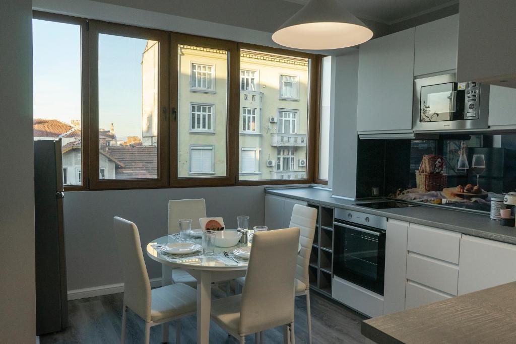 Dapur atau dapur kecil di Jasmine Central Apartment
