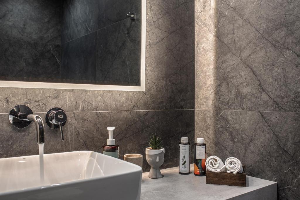 Ethereal Athens - Resim 34