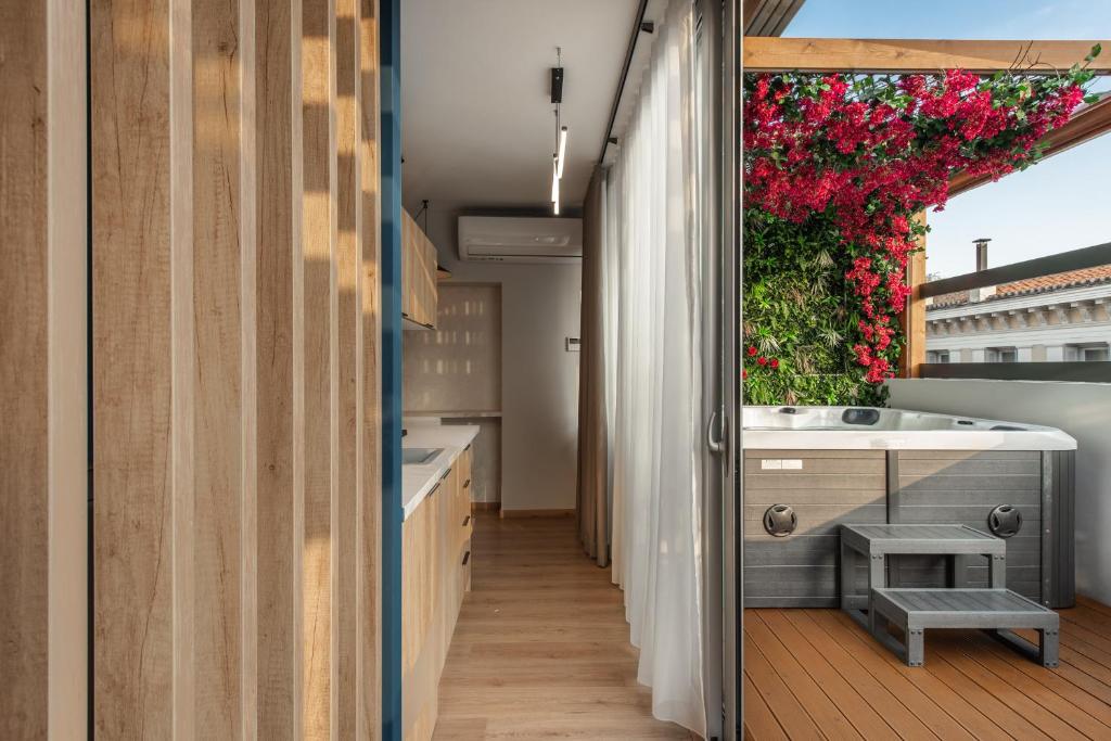 Ethereal Athens - Resim 45