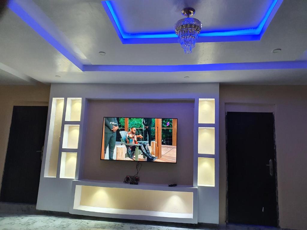 Umbrella properties Eleyele Ibadan, Ibadan Updated 2023 Prices