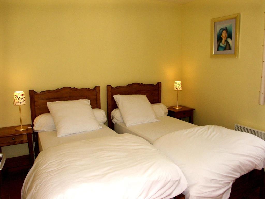 Les Terrasses De Castelmerle - Apartment With Pool View
