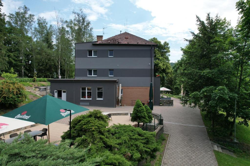 Budova, kde se penzion nachází