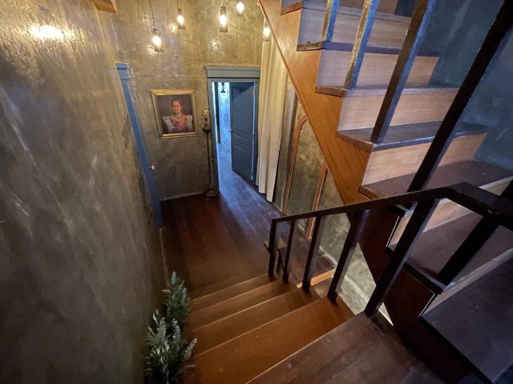 Central Old Town Cottage - Resim 11